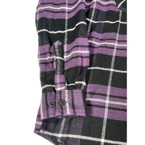 Selena Quintanilla Official Merchandise Flannel with Selena on the back large - Picture 2 of 6